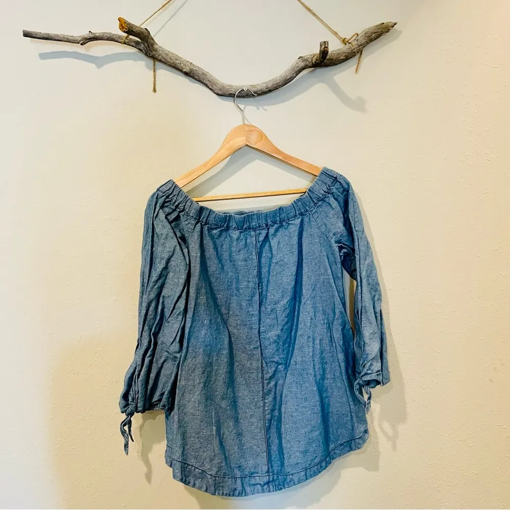 Free People Show Some Shoulder Top in Chambray - Image 6