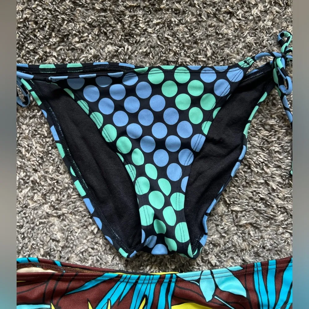 Victoria’s Secret Bundle Women’s Bikini Bottoms Polka Dots & Tropical Size Small - Image 6