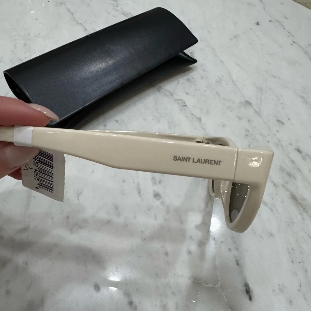 NEW- Saint Laurent 53mm Cat Eye Sunglasses in Ivory - Image 3