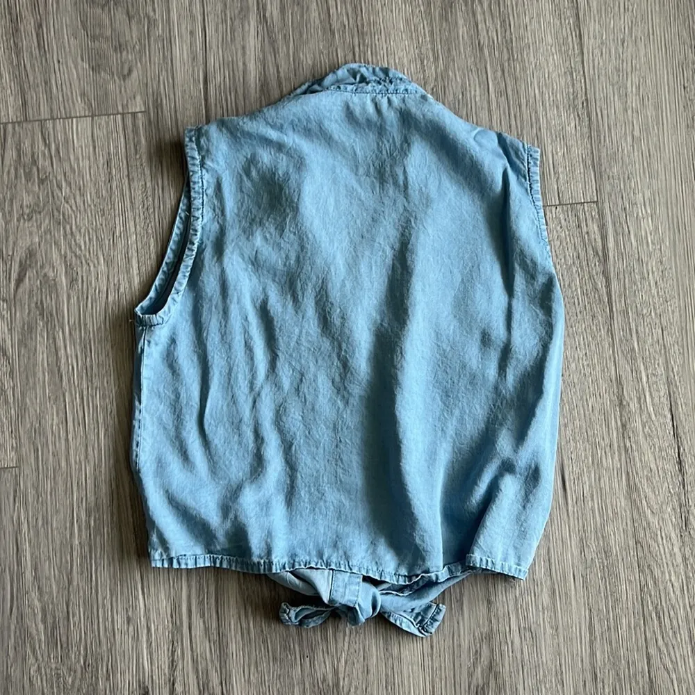 Jeans Button Up Tank Top Knot Front Size M Blue Size M - Image 7