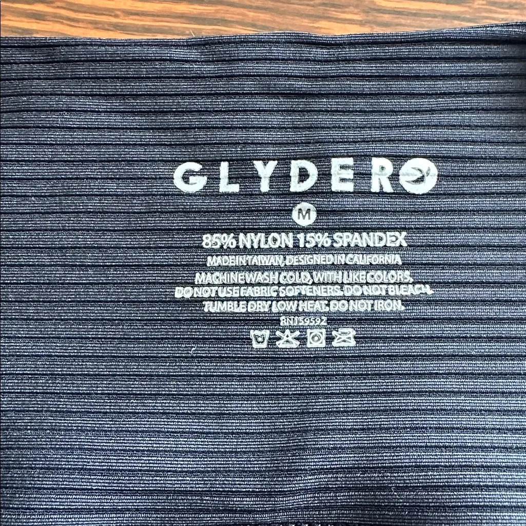 Glyder  women’s black ribbed leggings size medium - Image 5