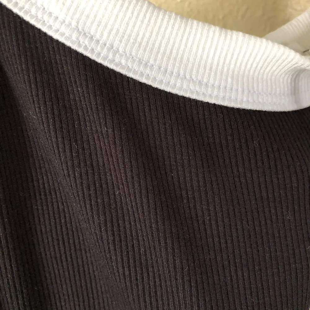 Elevated Black Ribbed Knit White Accent Midi Dress M - Image 10