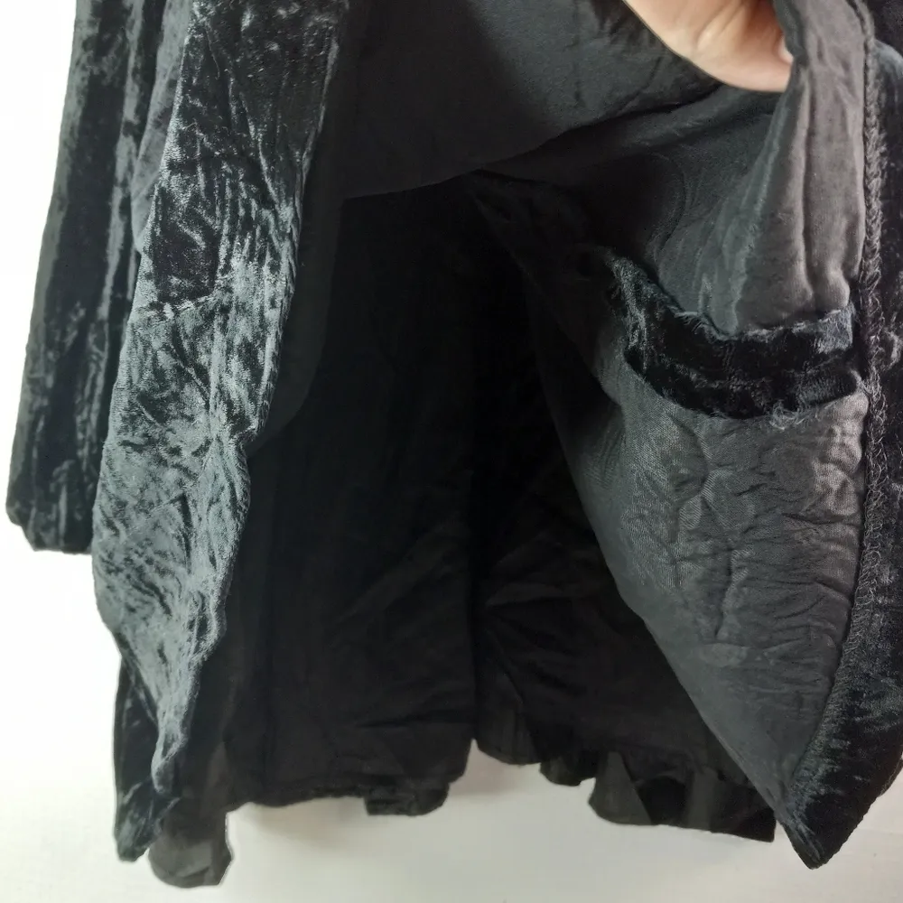 Dave & Johnny L Unique Black Crushed Velvet Cape Coat Whimseygoth Vintage - Image 3