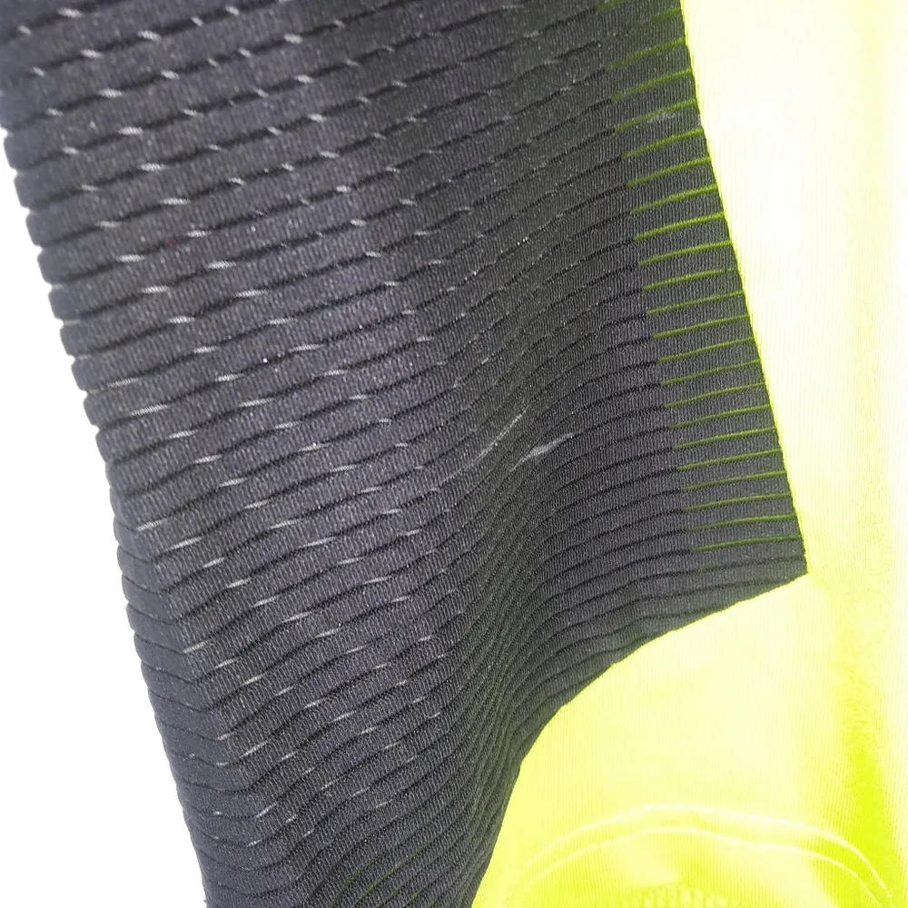 Lillys L Green Black Mesh Athletic Tank Top Size L - Image 2
