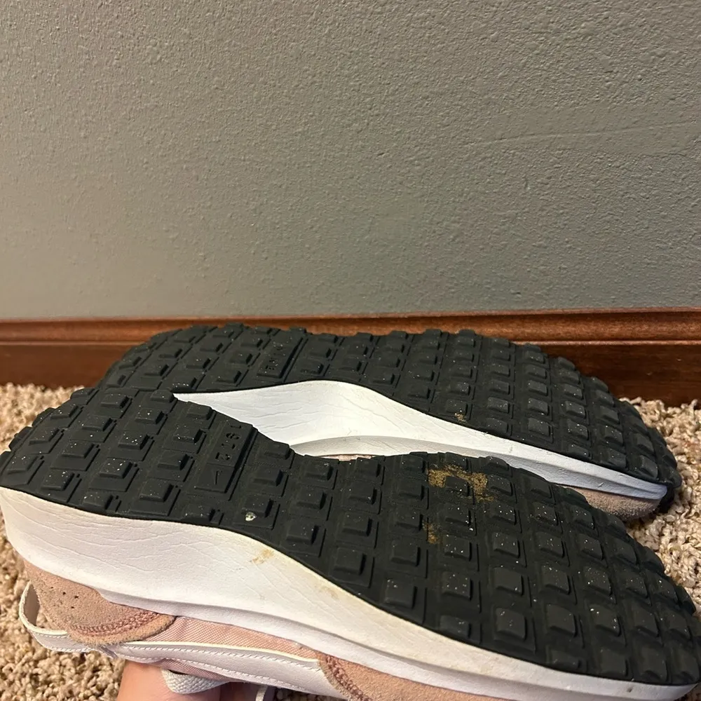 Nike shoes - Image 3