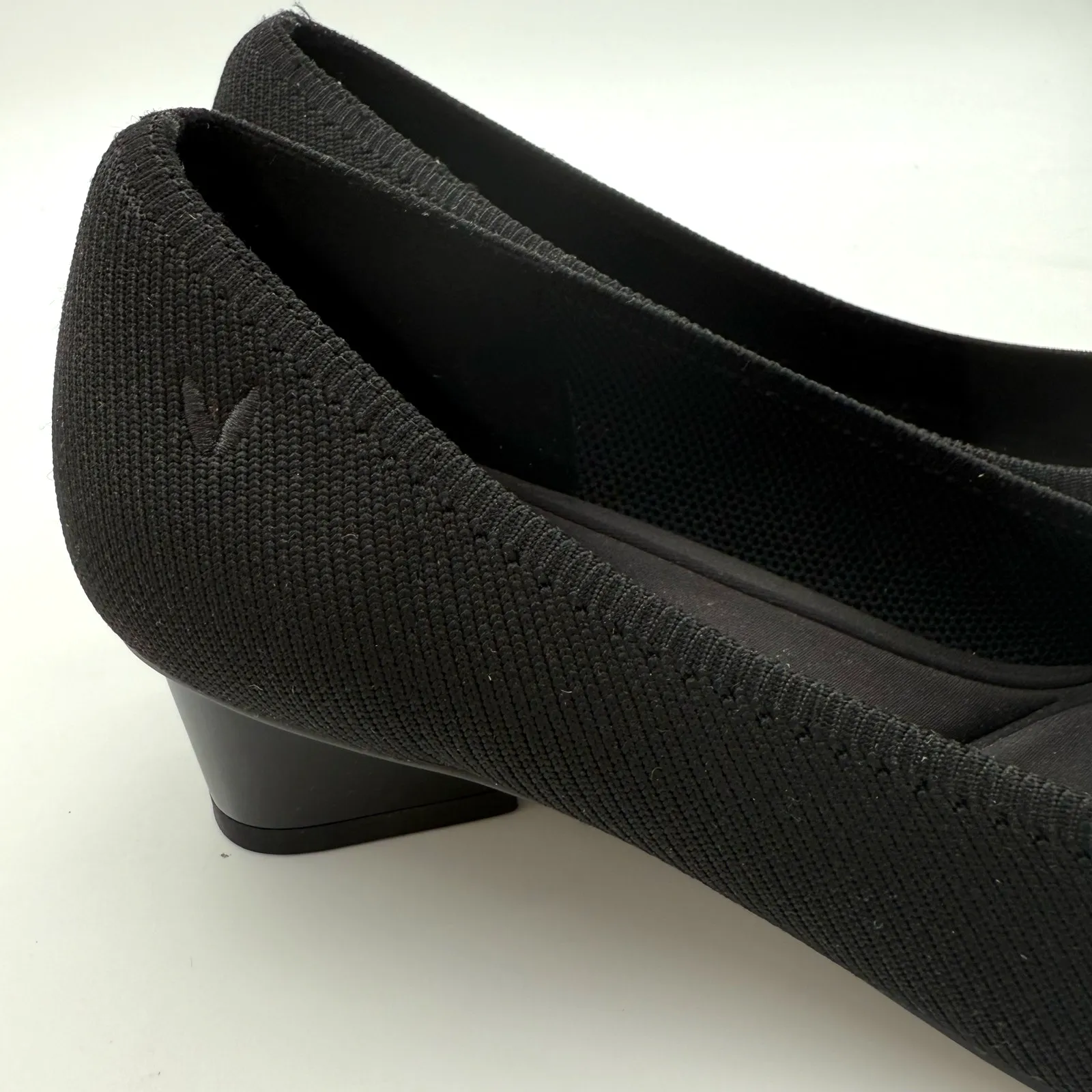 Vivaia Titli Bow OldMoney Knit TimelessComfort Elegant Minimalist Ebony Heel 7.5 Black - Image 7