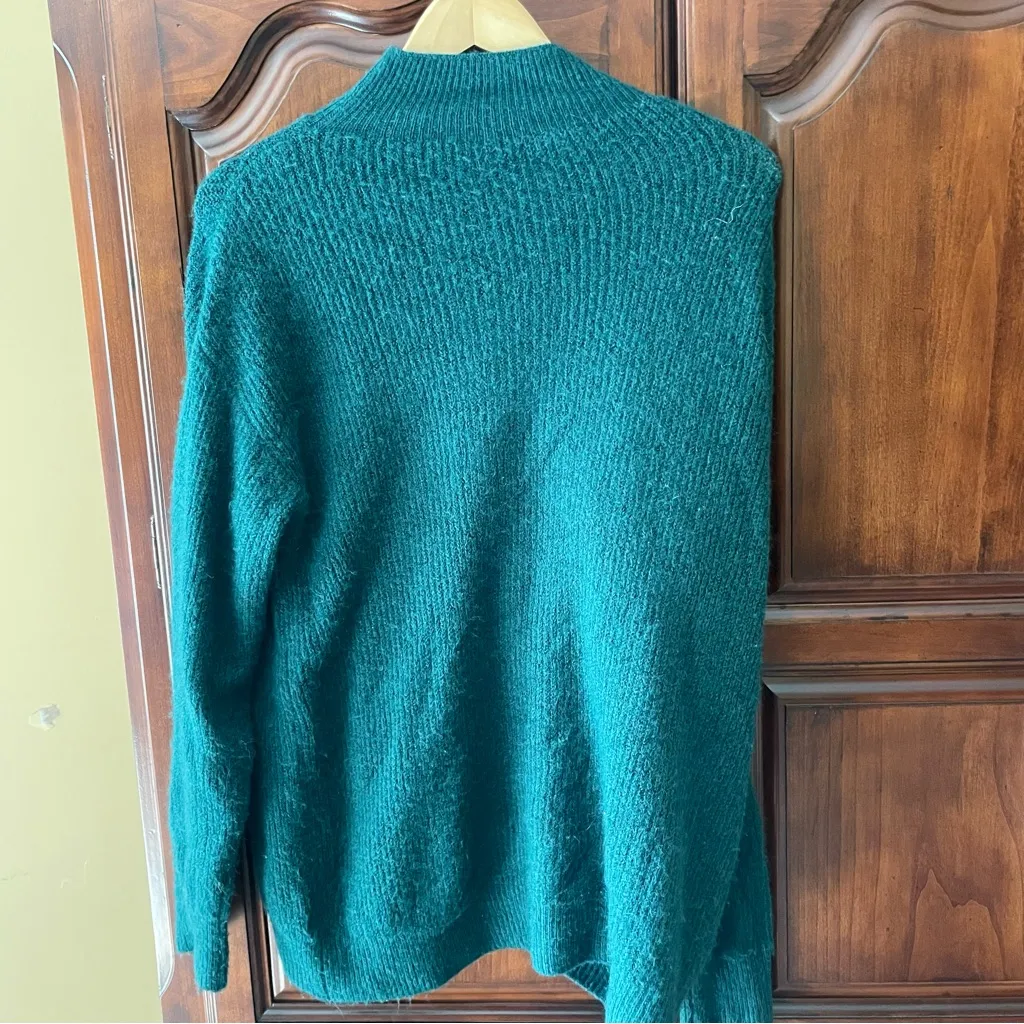 Express Oversized Mock Neck Mohair Fuzzy Knit Forest Green Sweater Small - Image 9