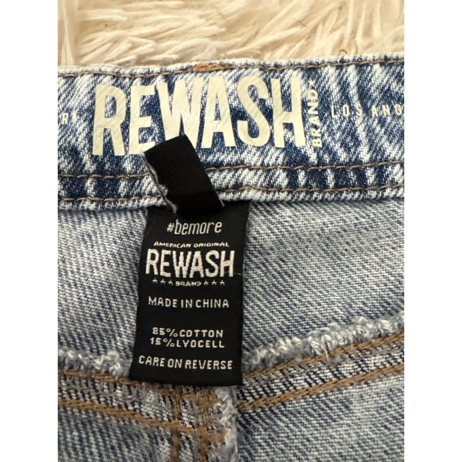 Rewash Brand Womens Jeans Light Wash Wide Leg Baggy Distressed Low Rise Size 3 Blue - Image 3