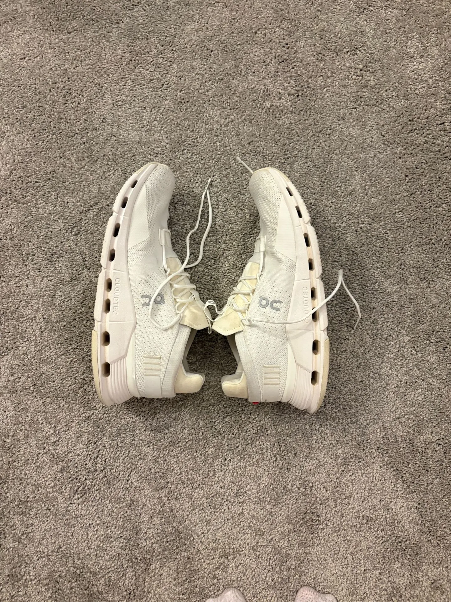 On Cloud Shoes - Image 3