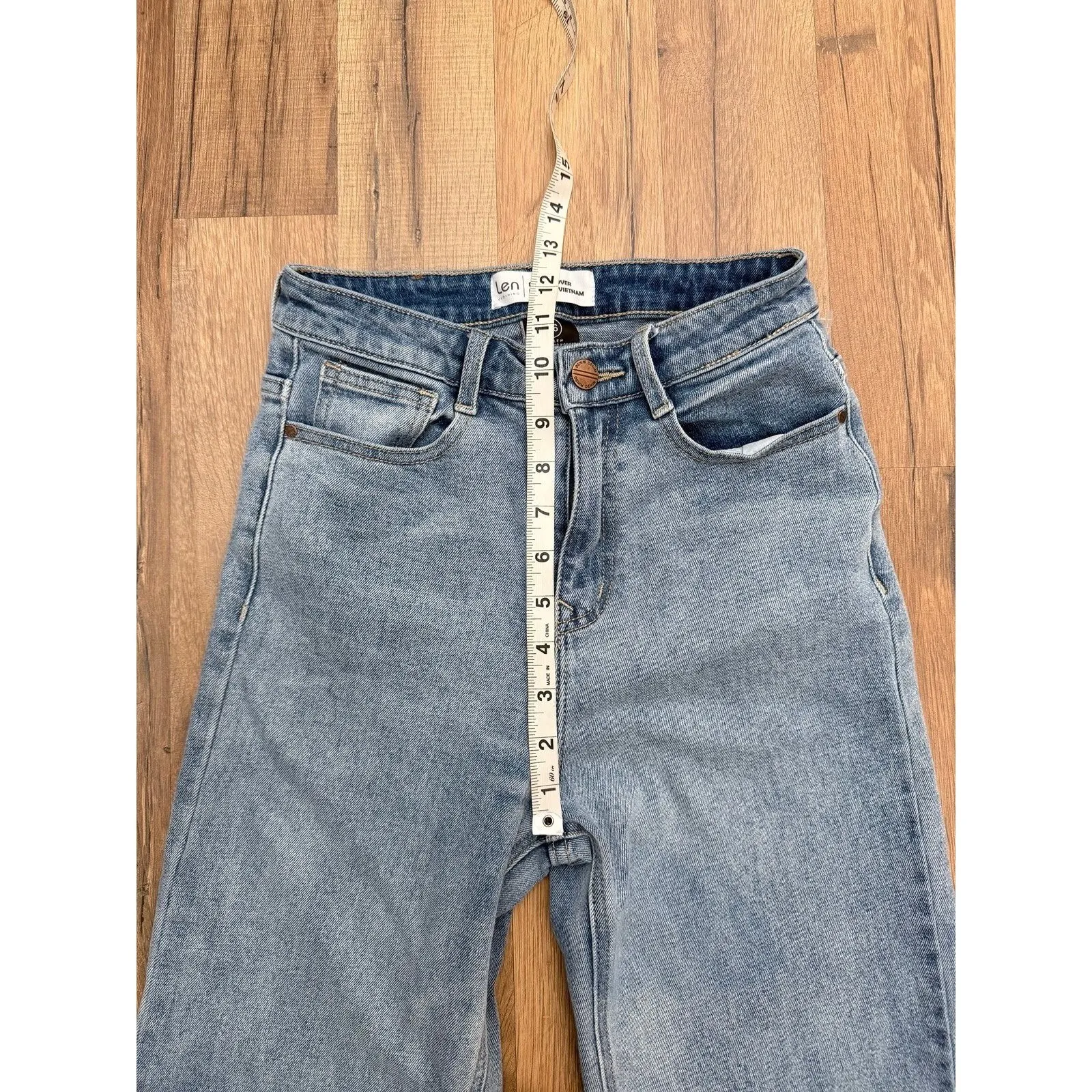 LEN Denim Wide Leg Jeans Women Size 26 Light Wash High Rise Wide Hem Cropped‎ Blue - Image 6