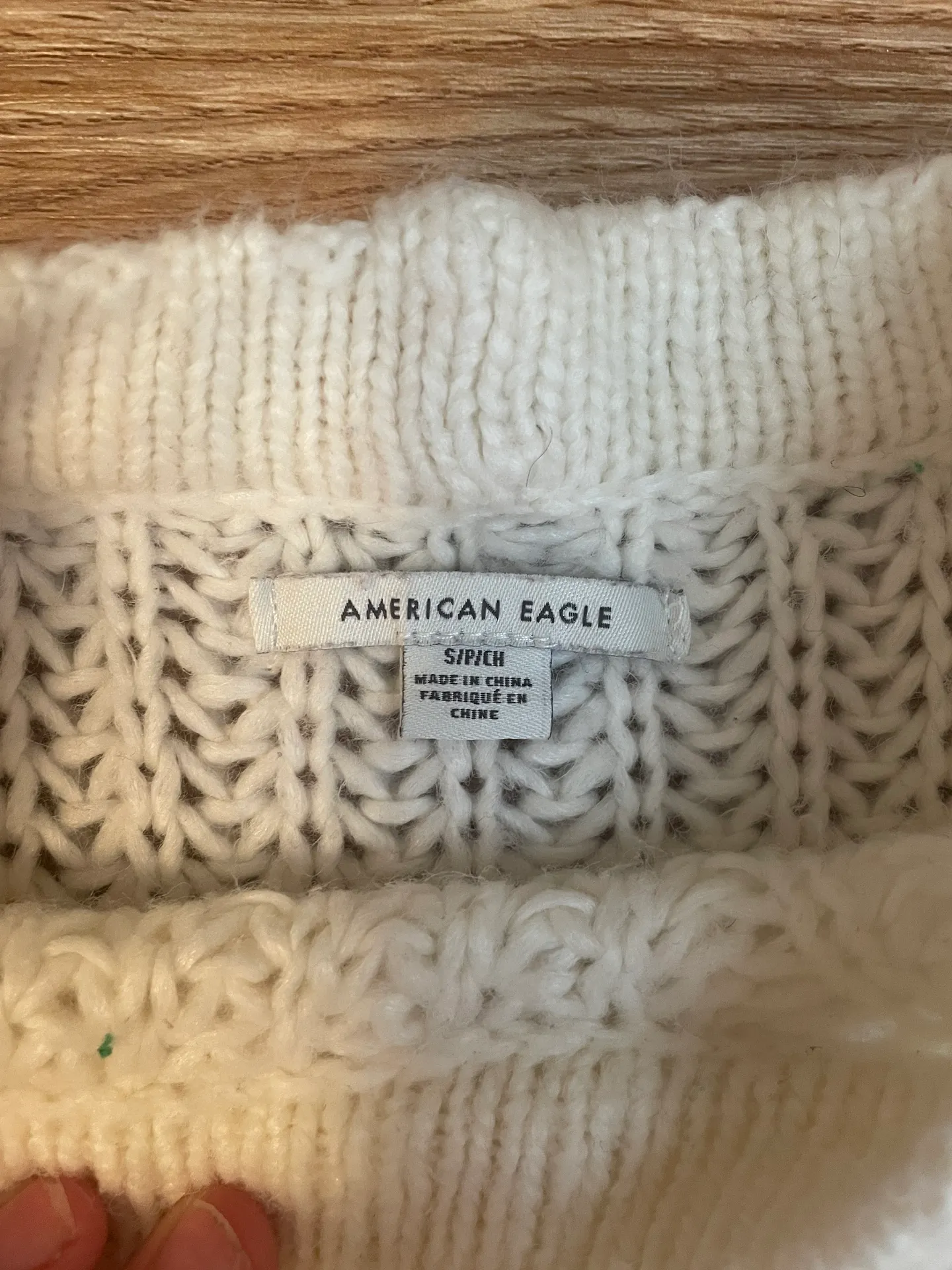 American Eagle Outfitters White Sweater - Image 2