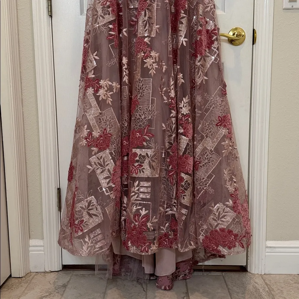 Mac Duggal 20262 Pink Embroidered Flounce Sleeve A Line Gown Size 6 NWT - Image 7