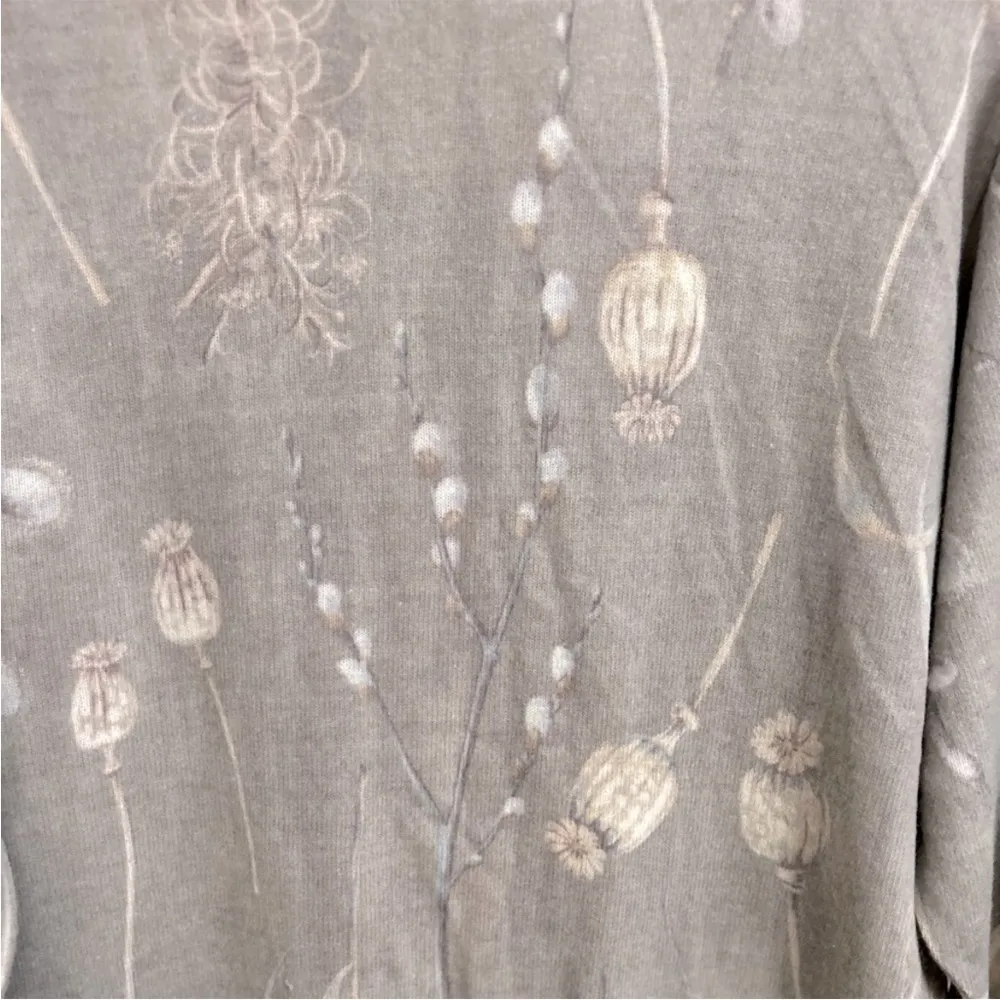 Gabriella T. Light Brown Floral Merino Wool Made in Italy Cardigan Size Large - Image 7