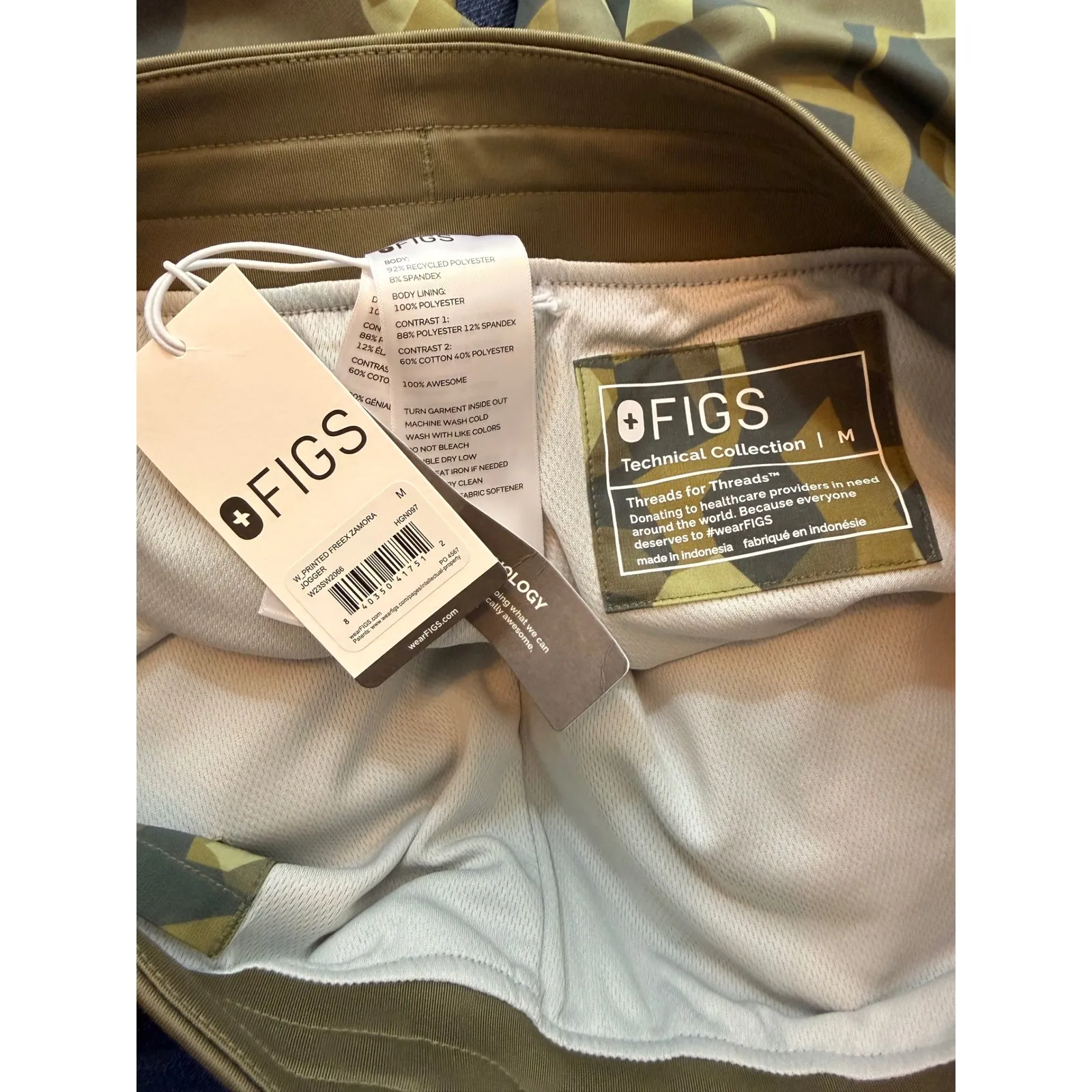 FIGS Technical Zamora Jogger Pants Camouflage Print Cargo Pockets Medum - Image 10