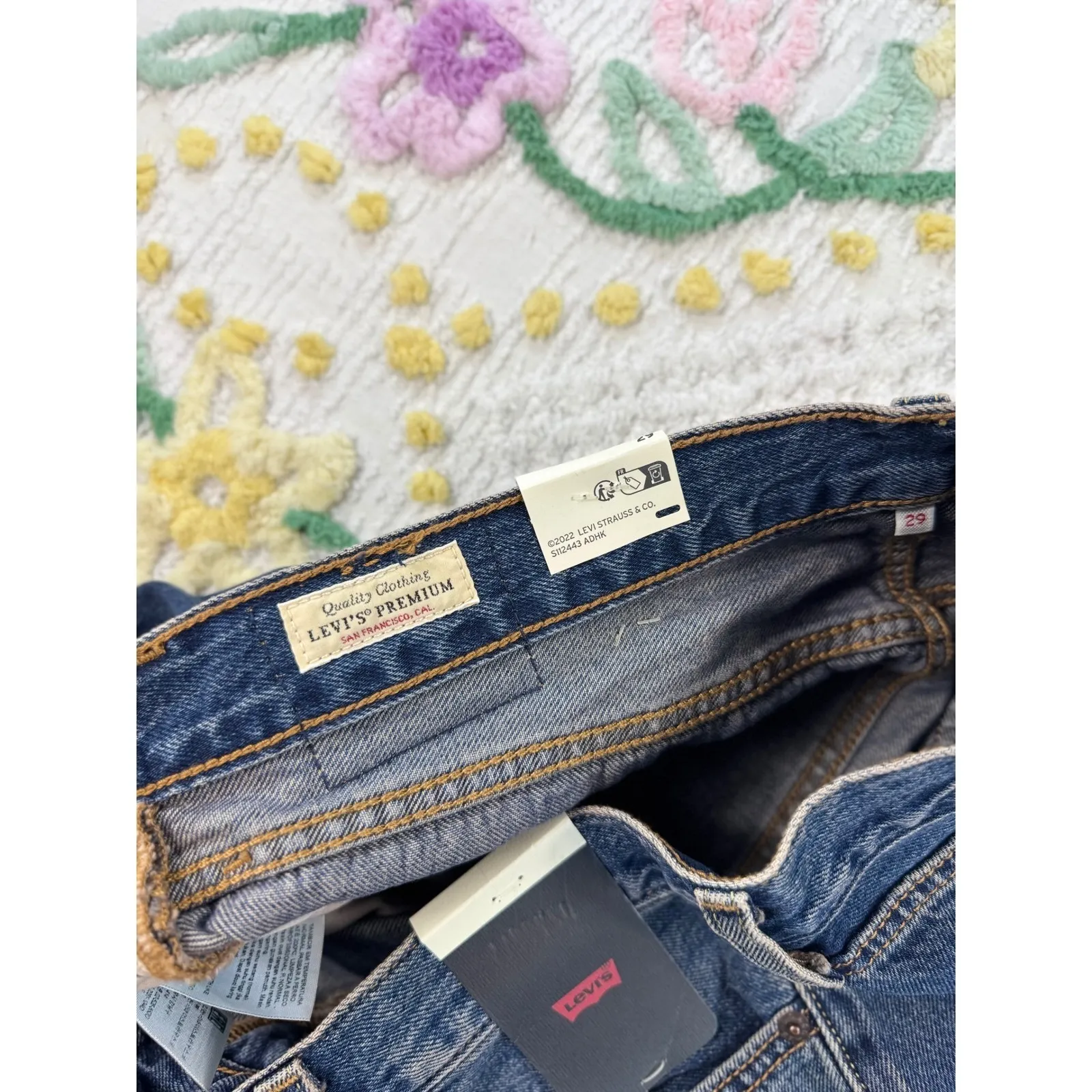 Levi's Premium Women's Long Denim Maxi Skirt Front Slit Blue Wash Size 29 NWT - Image 9