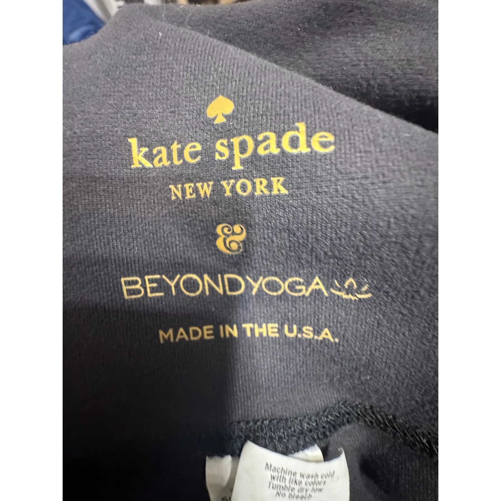 Kate Spade New York Beyond Yoga Black High Waist Cropped Leggings Capris XL - Image 5
