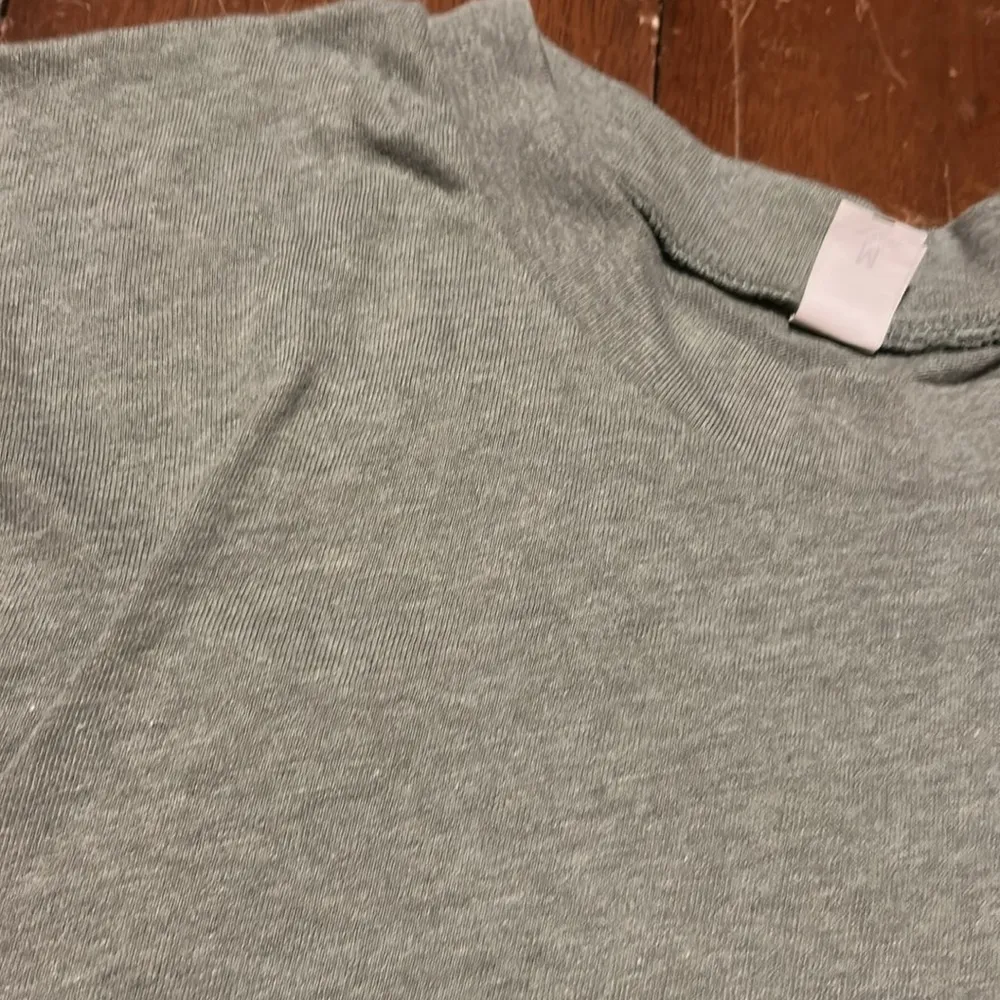 Light green crop top - Image 2