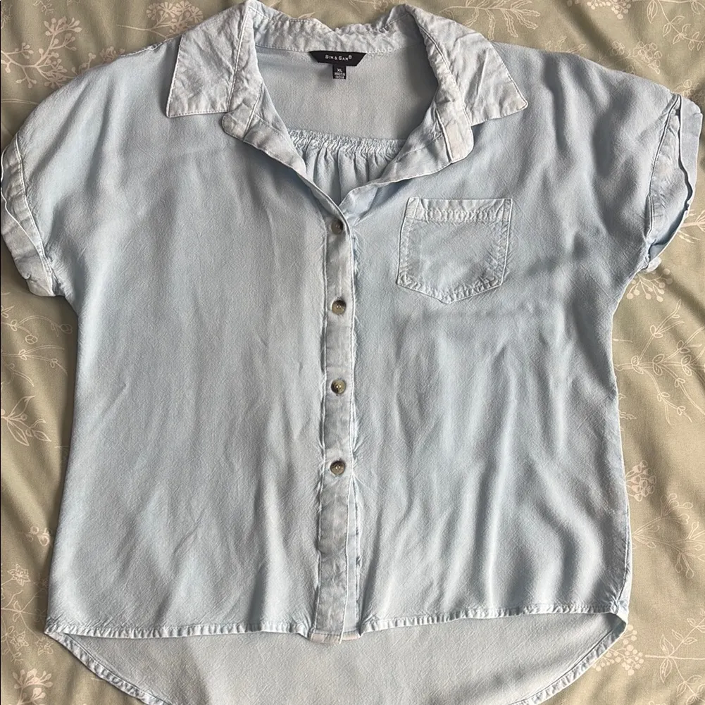 Light Blue Short Sleeve Shirt - Image 4