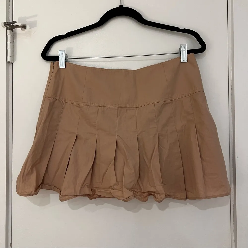 Anthropologie Mini Pleated Khaki Skirt - Image 5