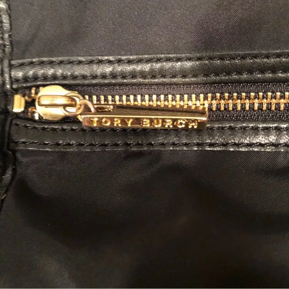 Tory Burch nylon messenger or diaper bag - Image 9