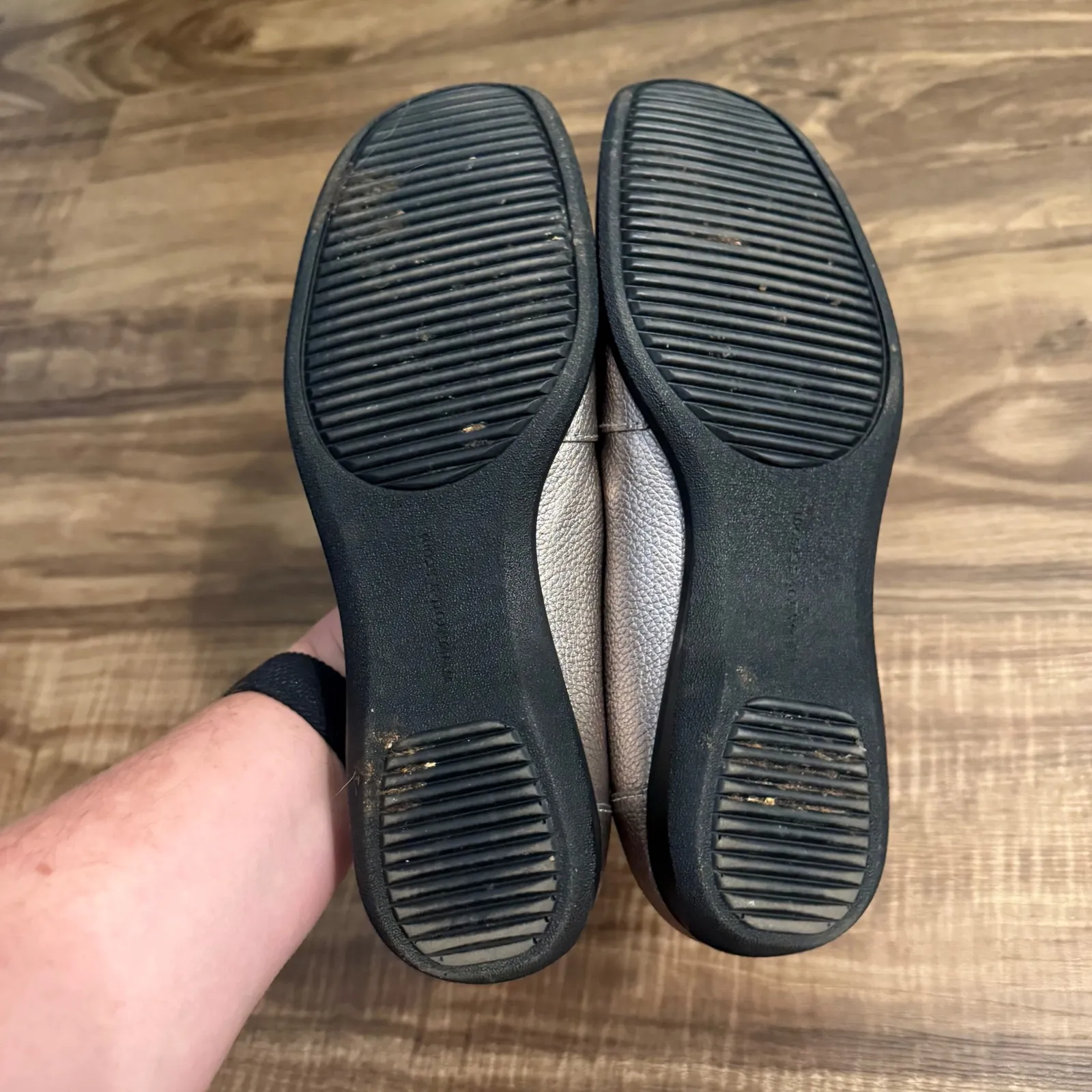 Trotters Pewter Jenn Leather Slip On Loafer Shoes Comfort Size 8.5N‎ Silver - Image 6