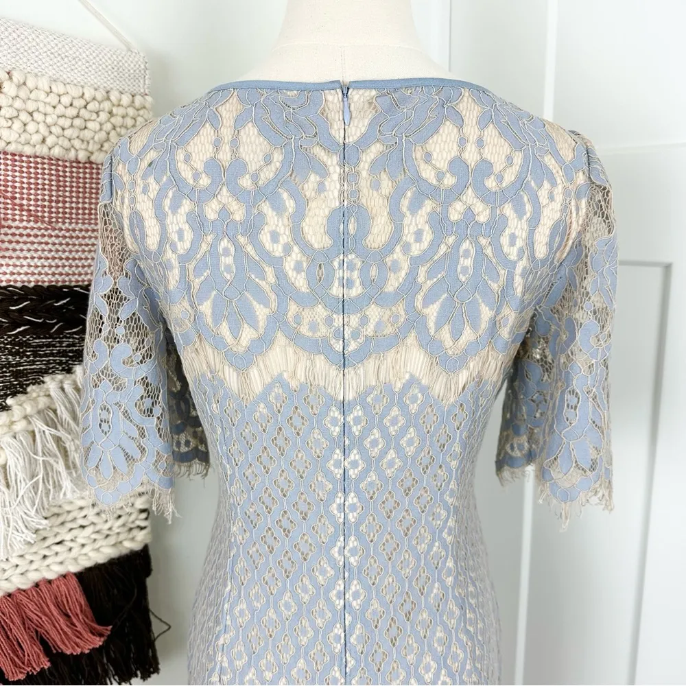 Bell Sleeve Georgia Lace Sheath Cocktail Dress Blue Size 6 - Image 9