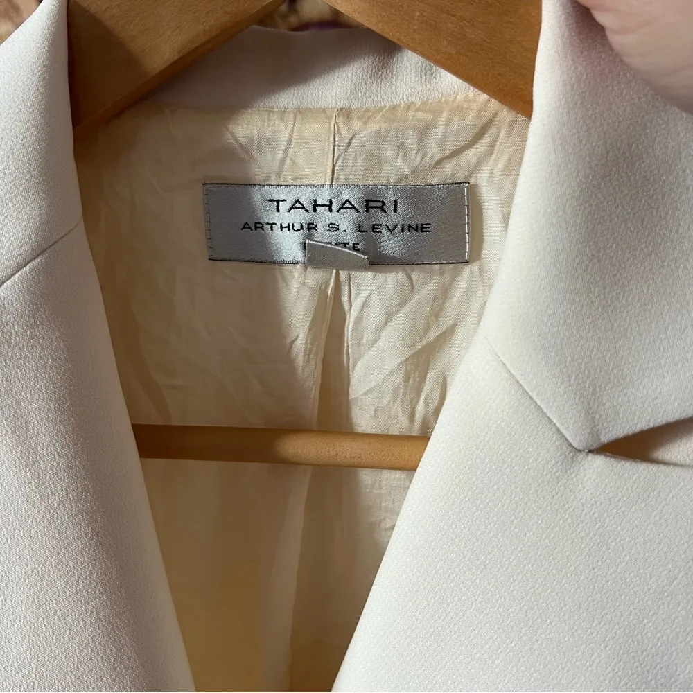 ☀️  Arthur S. Levine off white/ivory/cream blazer - Image 6