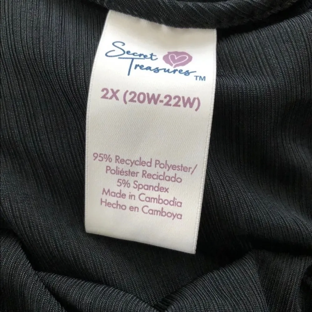 Secret Treasures Womens Sleep Top Size 2X silky Black Tie Front Poly Spandex New - Image 2