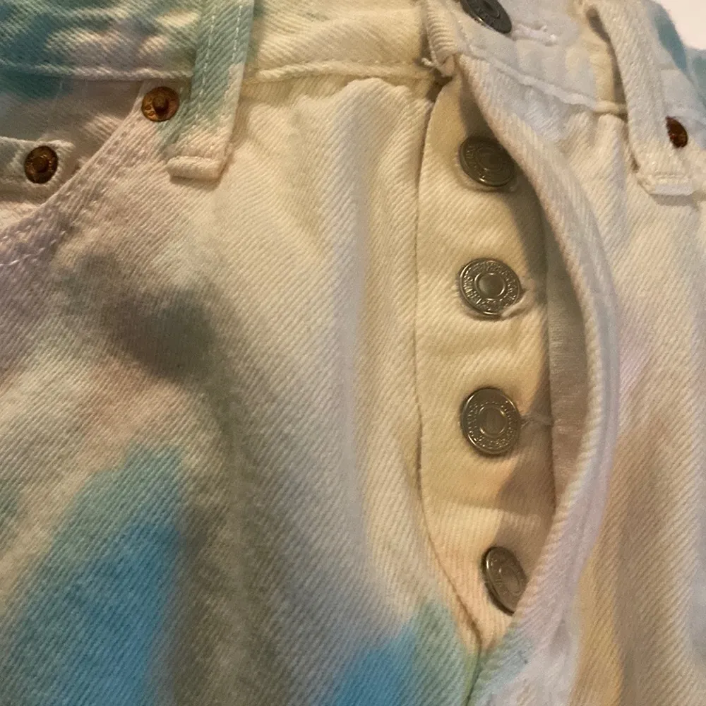 Levi’s Premium Skirt - Image 6