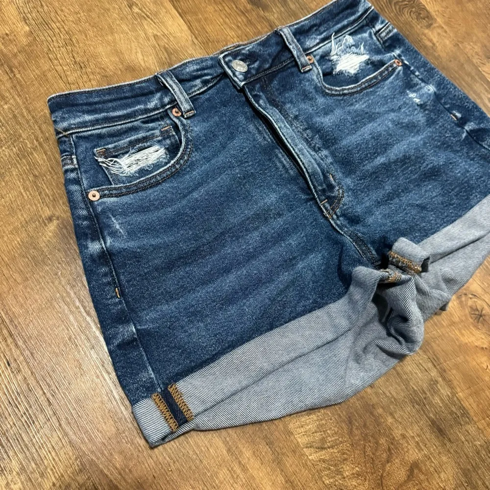 NWOT American Eagle Crossover Denim Mom Shorts Sz 6 Dark Wash Stretch - Image 6