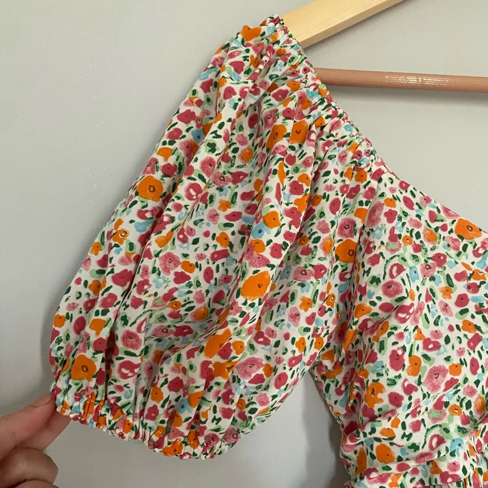 Entro Multicolor Floral Short Sleeve Blouse Size Small - Image 2