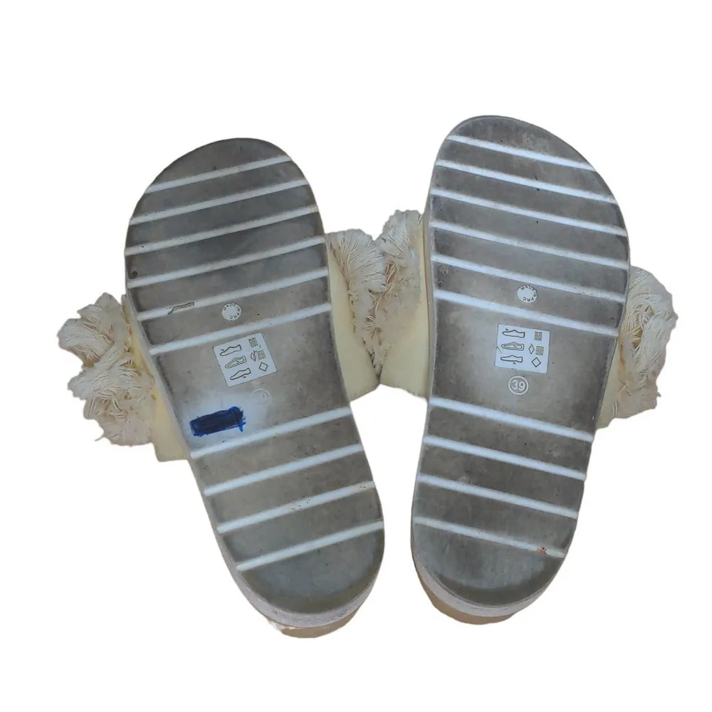 Exe Slides Sandals Beige Rhinestone Flat Heel Platform Slip On Fluffy 39 8.5 Tan - Image 11