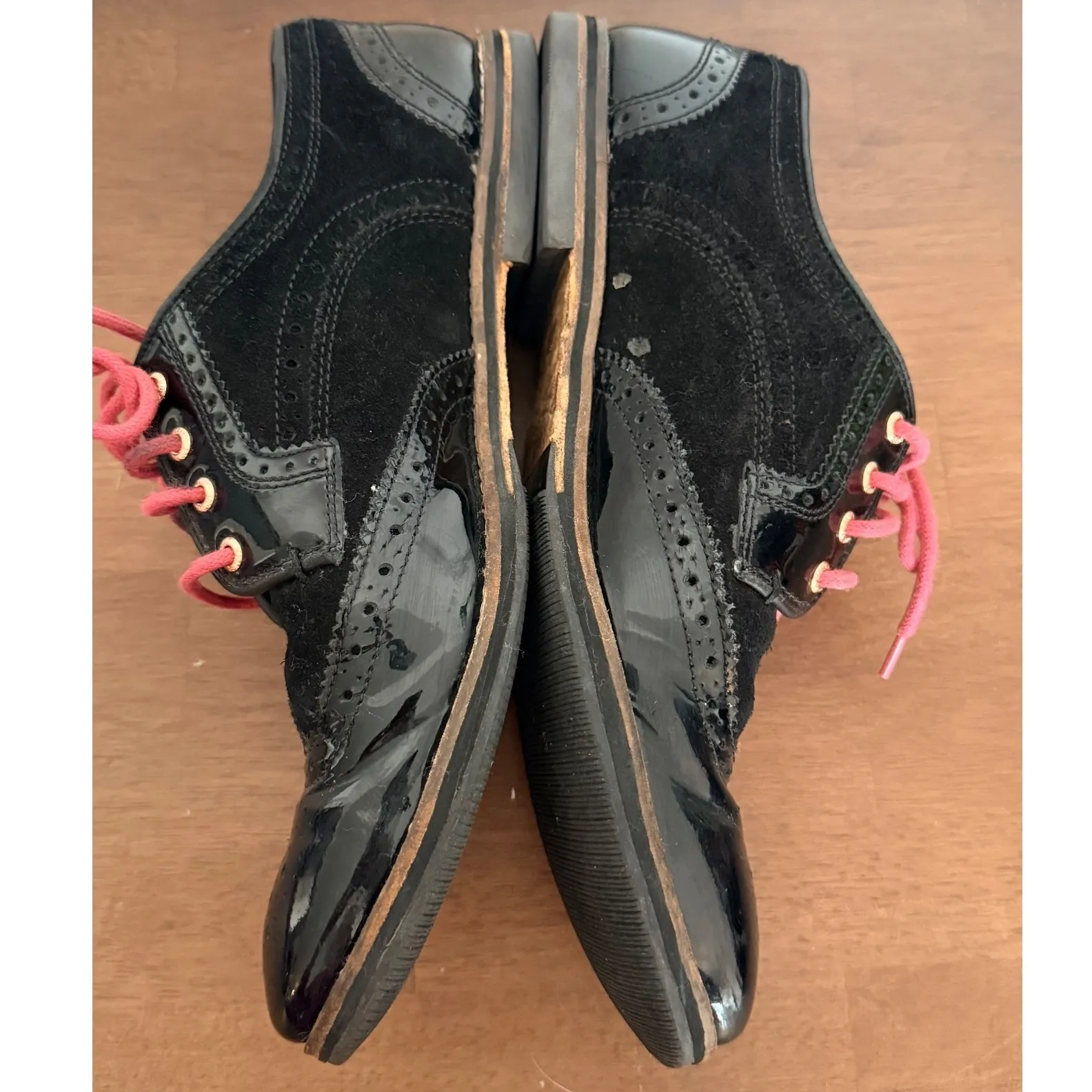 Ted Baker Anoihe Wingtip Oxfords Black Patent Suede pink Laces Women Size 10 - Image 5