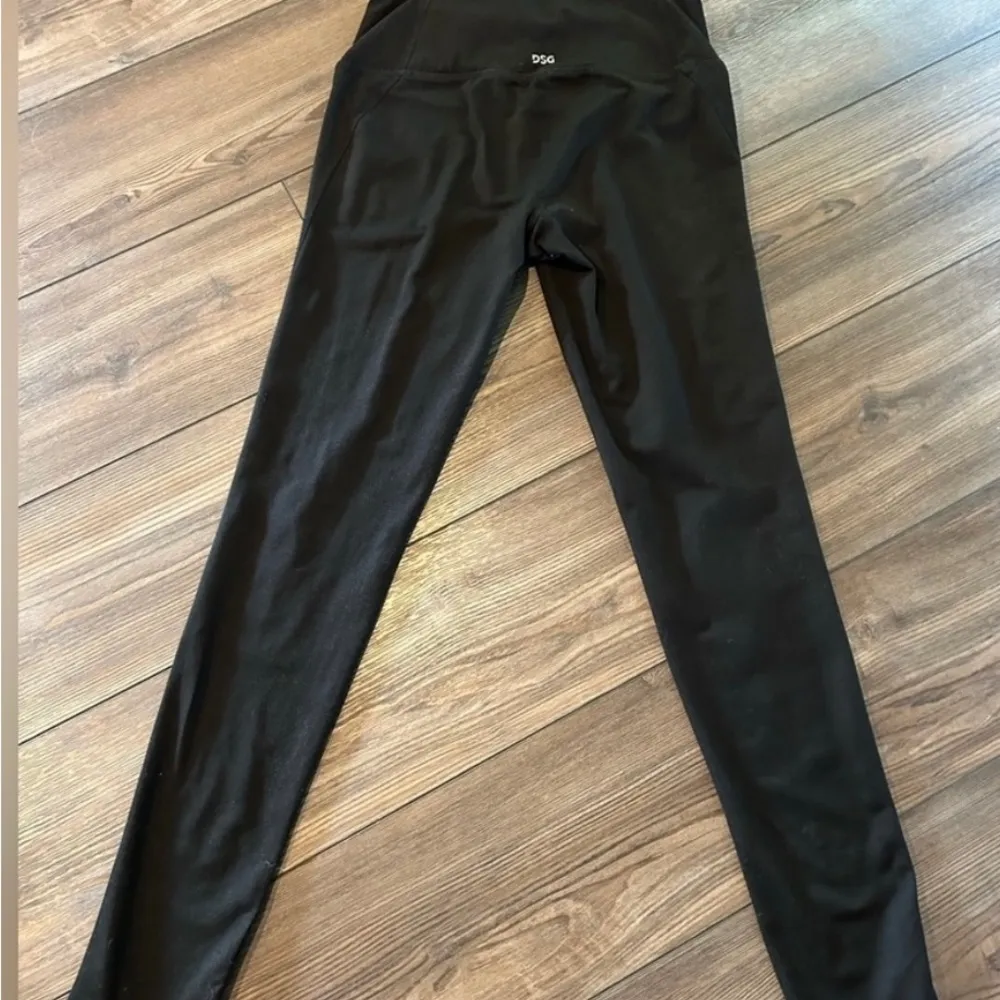 Women's black leggings by Dick's Sporting Goods - Image 2