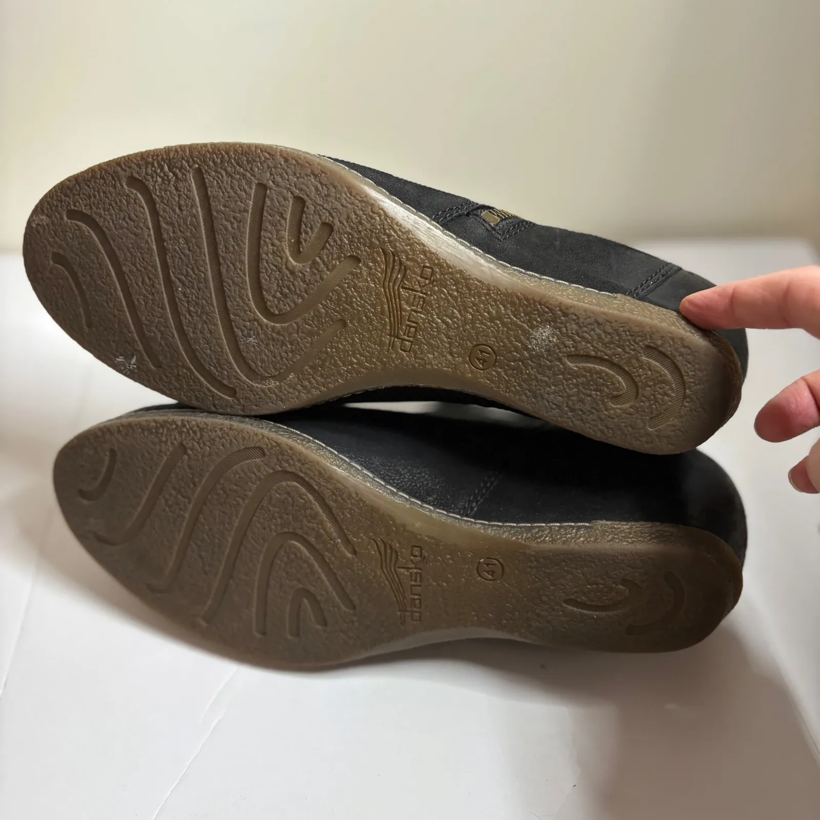 Dansko Leyla Black‎ Leather Wedge Ankle Boots Side Zip Women Size 9.5 EU 41 - Image 8