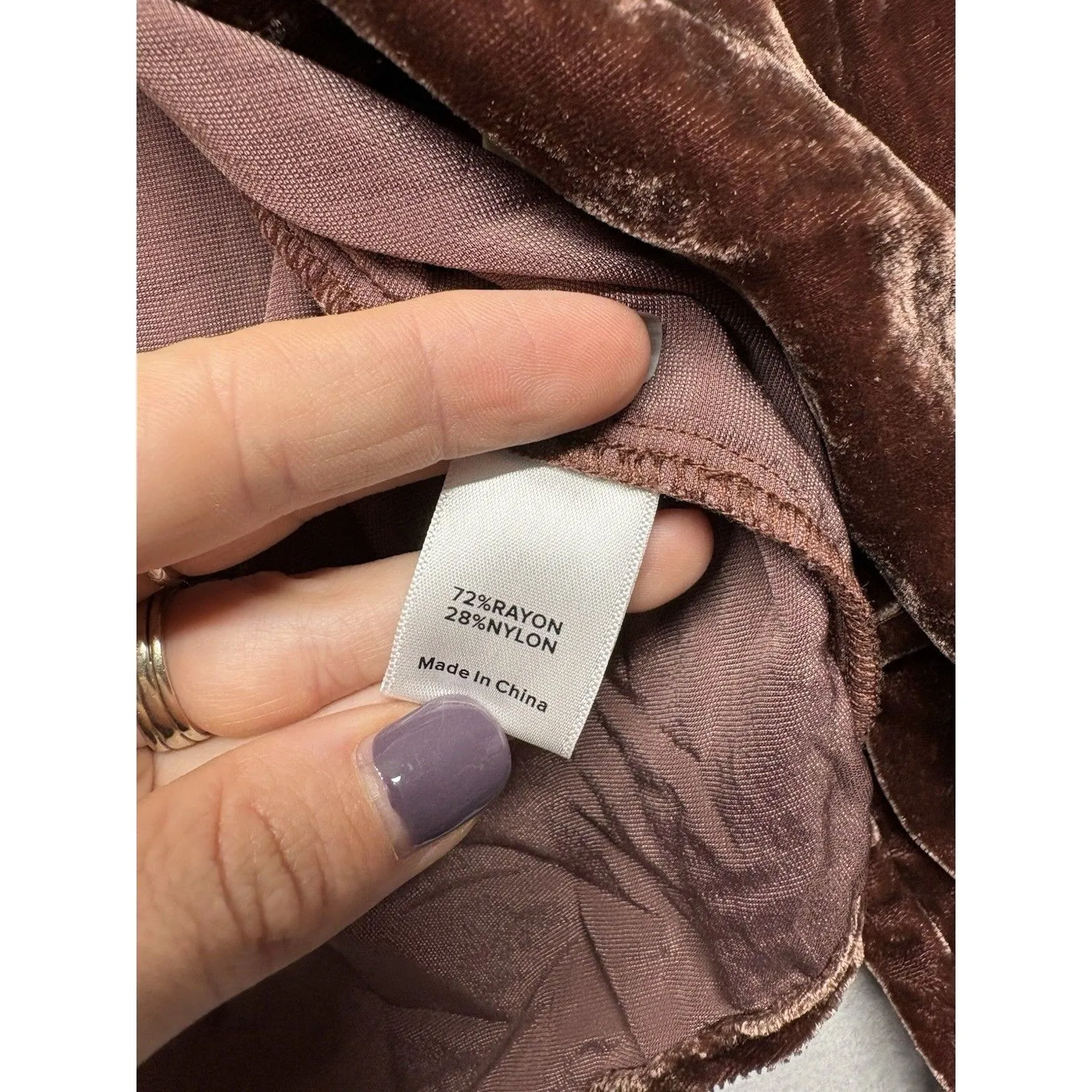 Evereve Shirt Womens XS Brown Velvet Button Up Long Sleeve Pocket Top Soft *flaw - Image 3