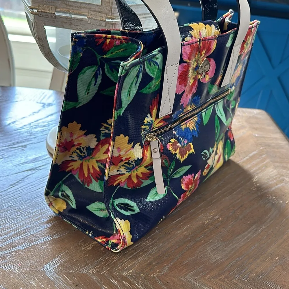Kate Spade  floral tote EUC - Image 4