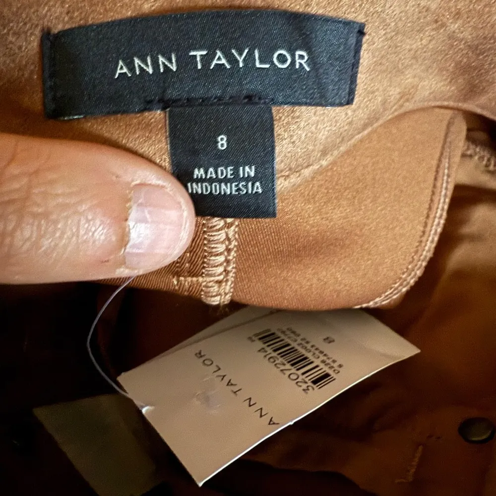 Ann Taylor Women’s Sz 8 Sculpting Pocket Faux Suede High Rise Skinny Jeans NWT - Image 3