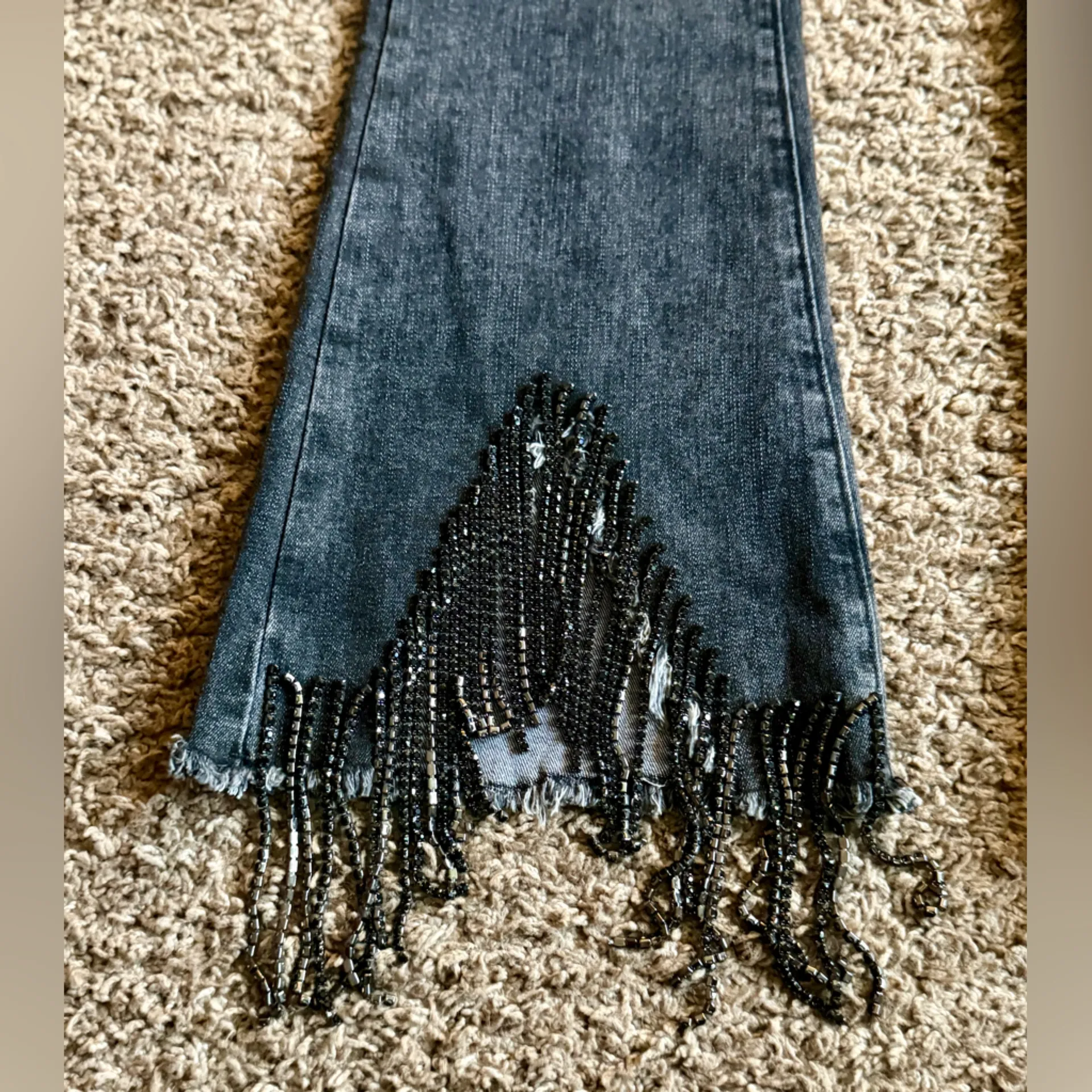 Buckle Blue B Collection Rhinestone Fringe Cropped Flare Jeans – Size Small Gray - Image 7