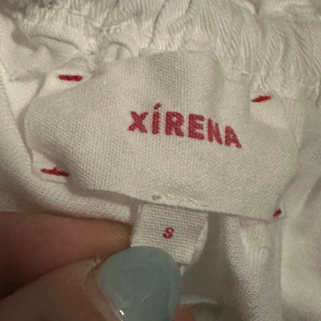 XiRENA White Starla Short Size Small - Image 5