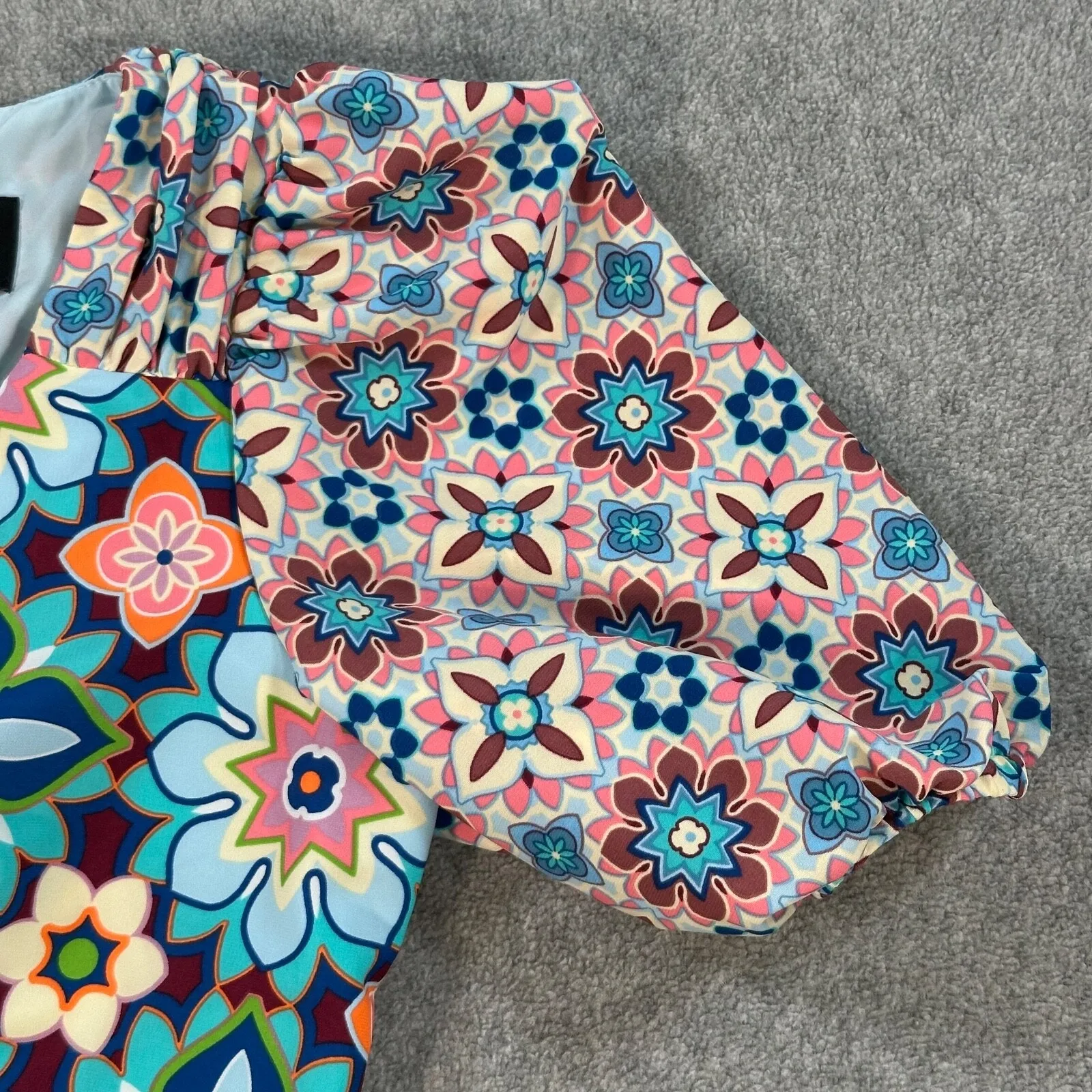 Donna Morgan Floral Midi Puff Sleeve Dress Women's 2 Sky Blue V-Neck - Image 7