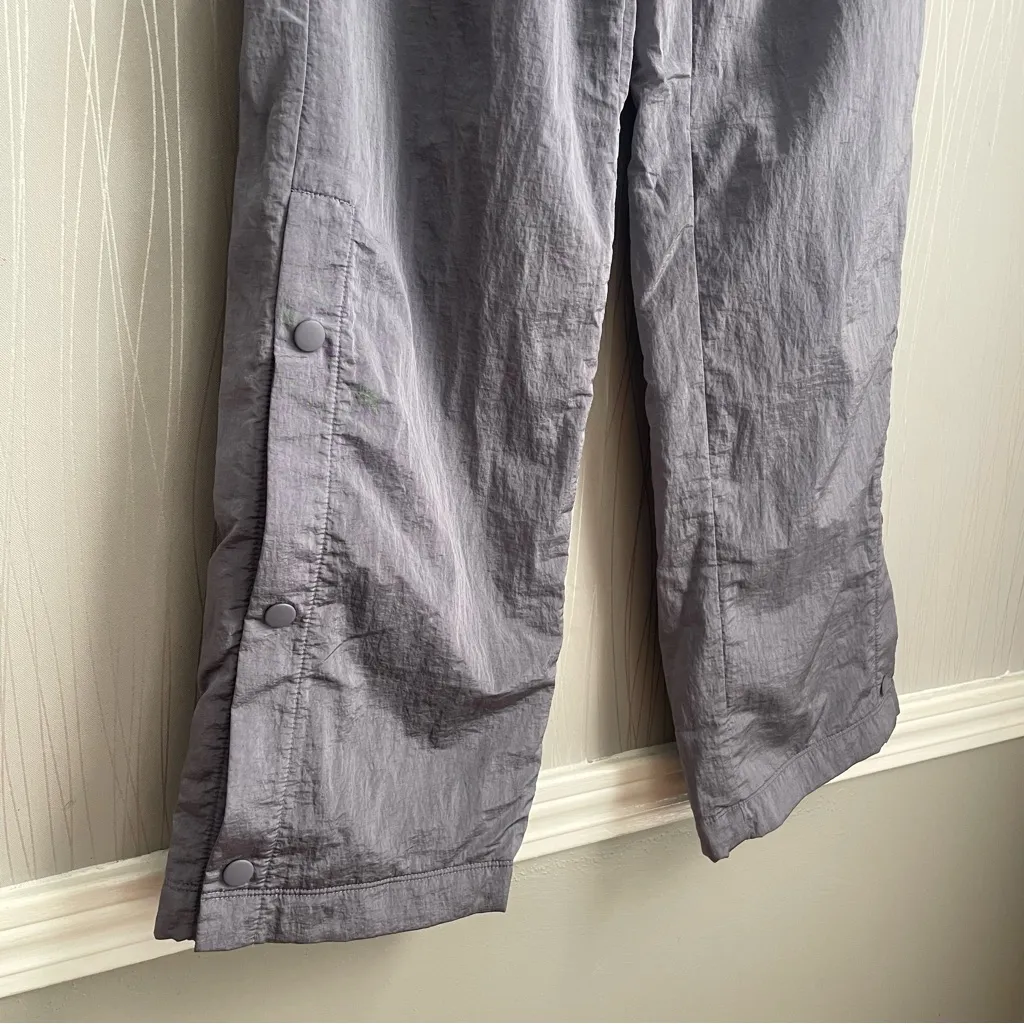 Gap Fit Athletic Pants Size small Gray - Image 3