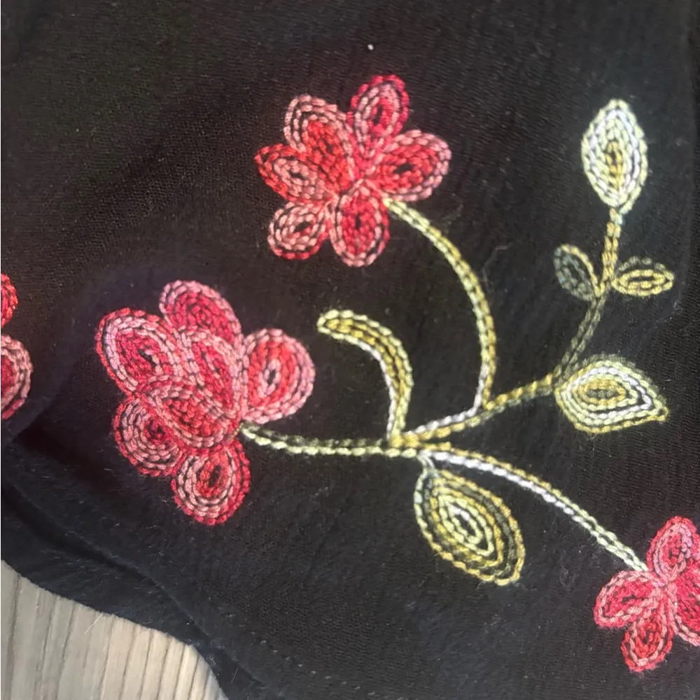 Miami Boho Style Peasant Dress with embroidered flowers - Image 4