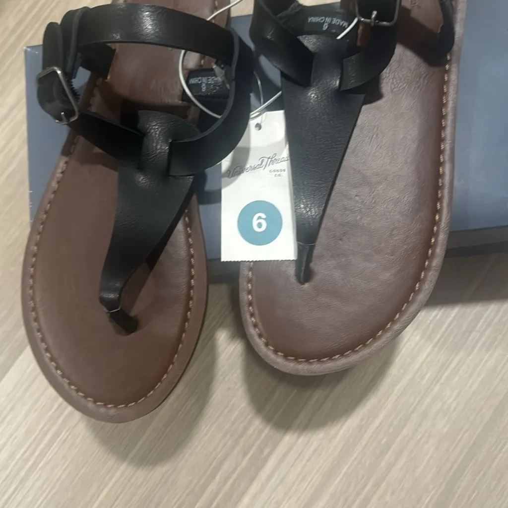 Black universal thread goods co. Size 6 style Lady.NIB - Image 6