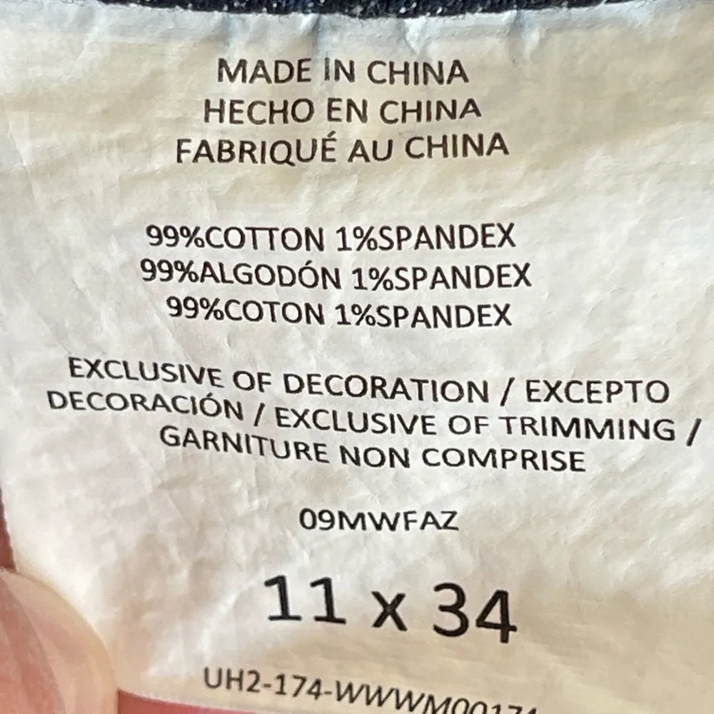 Wrangler  Embroidered Distressed Flare Jeans size 11/34 rodeo western southwest - Image 14