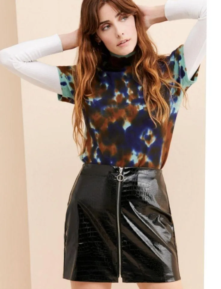 Faux-Leather Mini Skir - Image 5