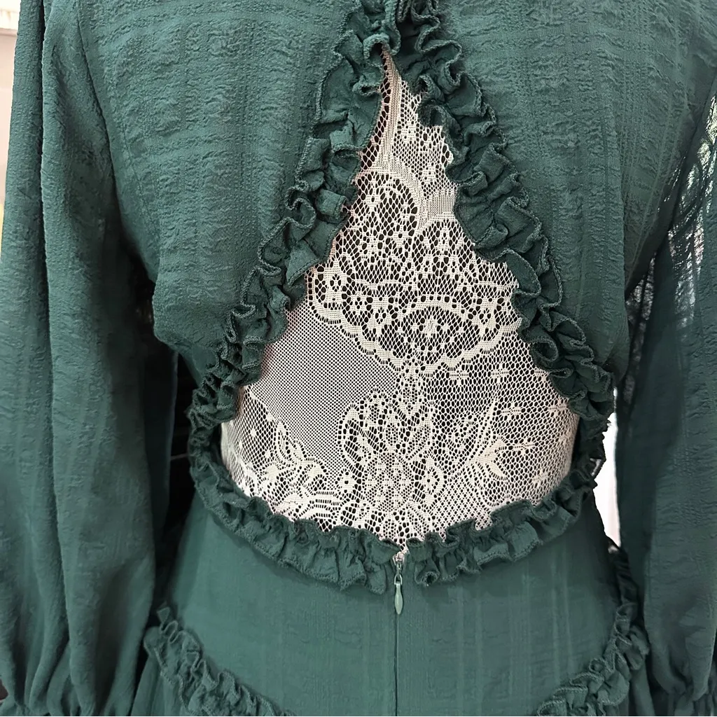 Emerald Green Ruffle Tiered Mini Dress Long Sleeve Cutout Size M - Image 5