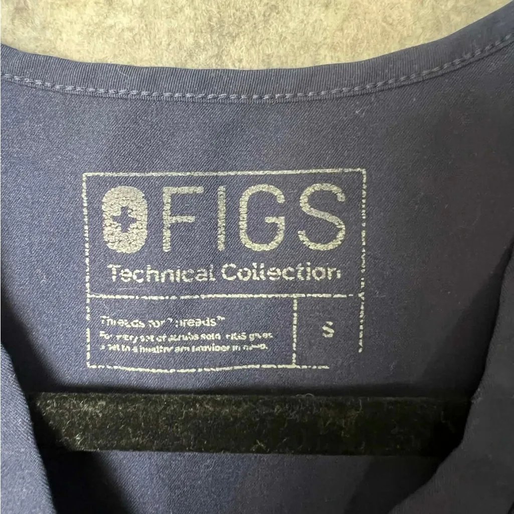 Figs technical collection Woman Size Small Navy Blue Scrub Shirt - Image 3