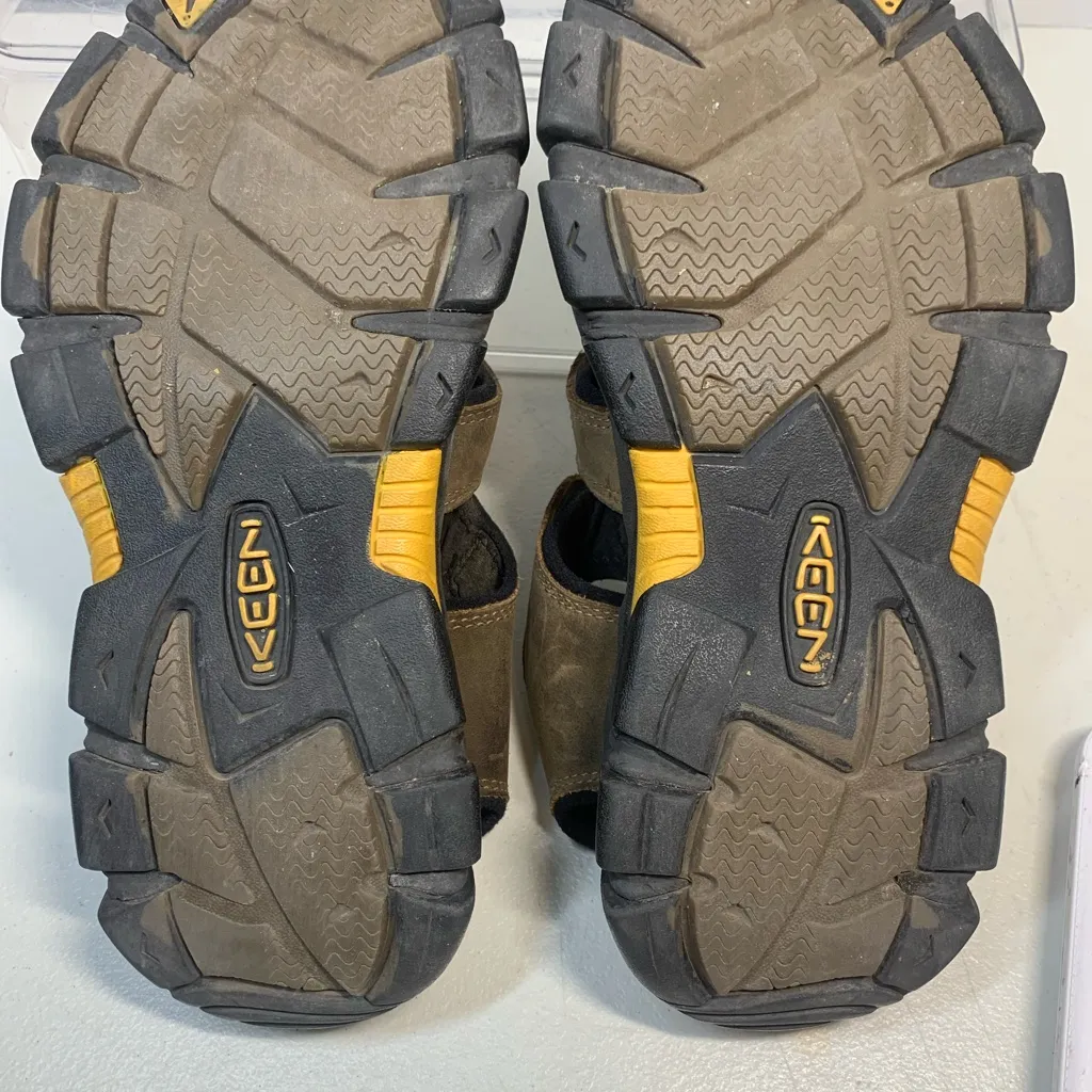 Keen Women’s Hiking Open Toe Sandals.        2240 - Image 7