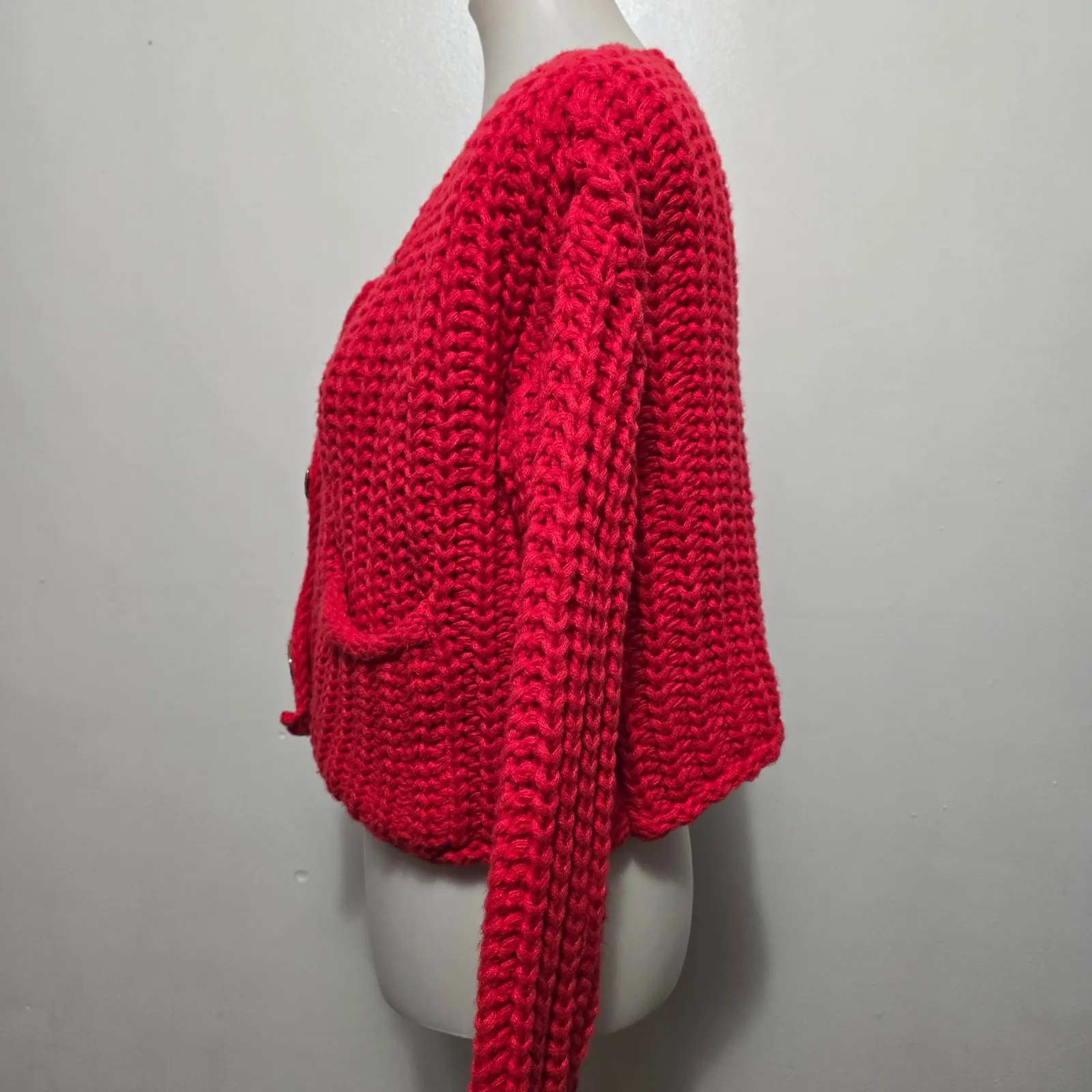 Chunky Knit Red Cropped Cardigan Gold Button Pockets Women Size M Size M - Image 3